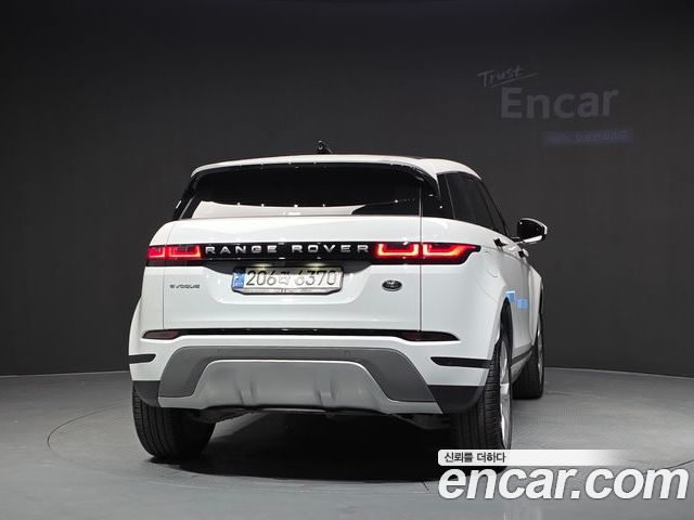 Land Rover Range Rover Evoque 2022 — фото 4