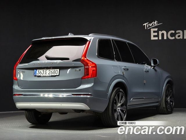Volvo XC90 2022 — фото 2
