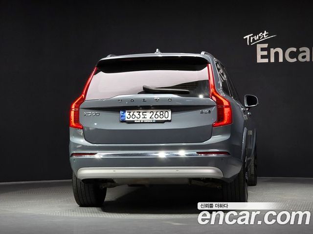 Volvo XC90 2022 — фото 4