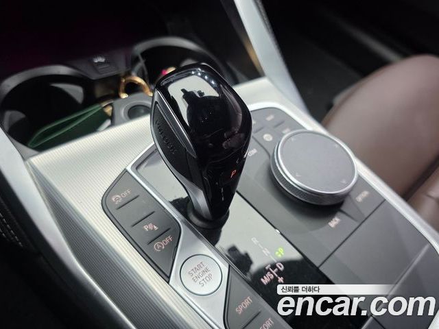 BMW 4 Series 2022 — фото 9