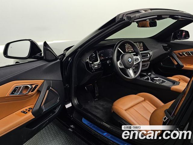 BMW Z4 2022 — фото 10