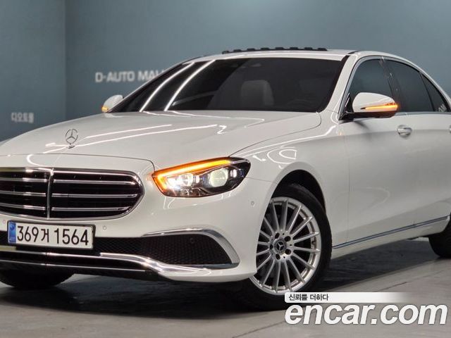 Mercedes-Benz E-Class 2023 — фото 2