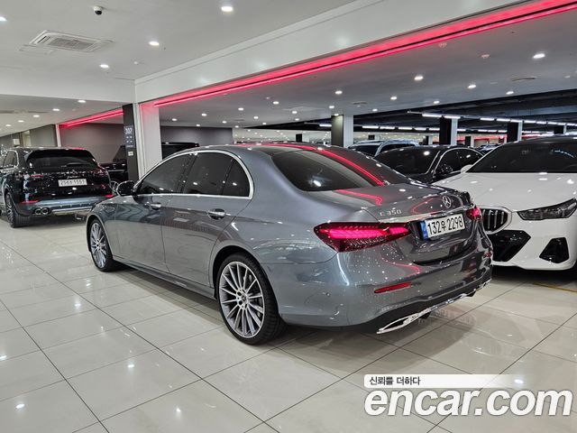 Mercedes-Benz E-Class 2022 — фото 2