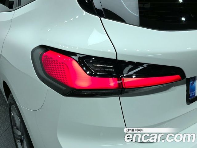 BMW 2 Series 2025 — фото 9