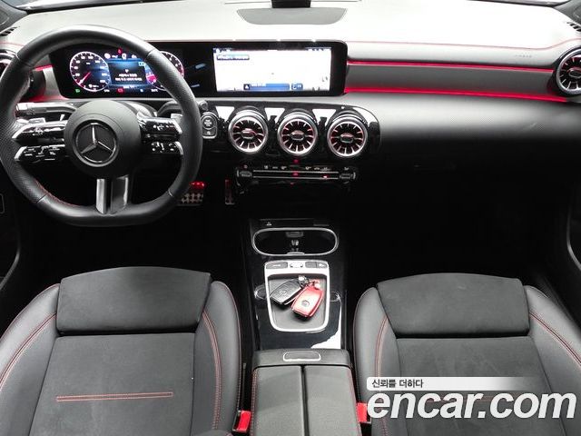 Mercedes-Benz CLA 2025 — фото 10