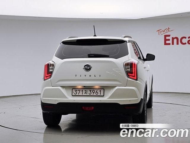 SsangYong Tivoli 2022 — фото 4