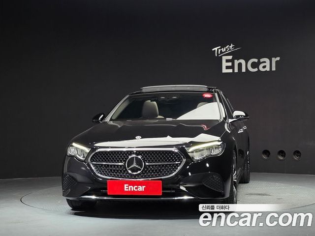 Mercedes-Benz E-Class 2025 — фото 3