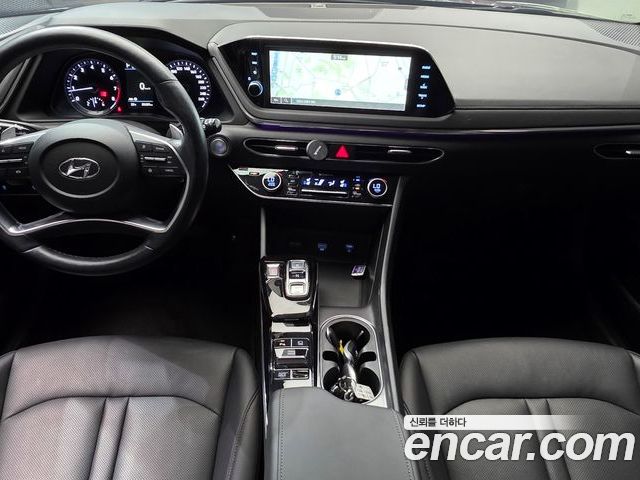 Hyundai Sonata 2022 — фото 10