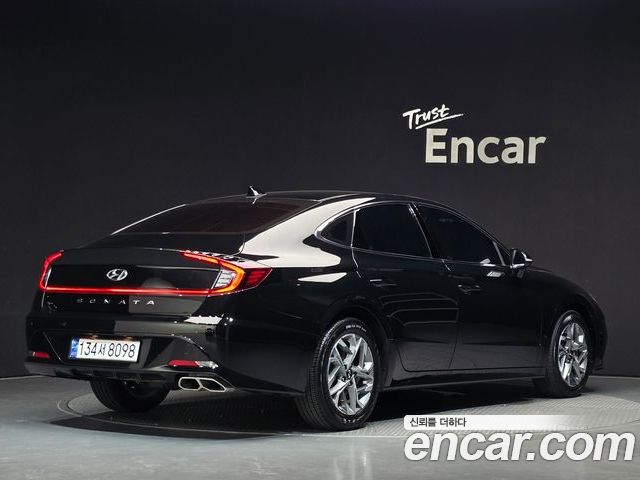 Hyundai Sonata 2022 — фото 2