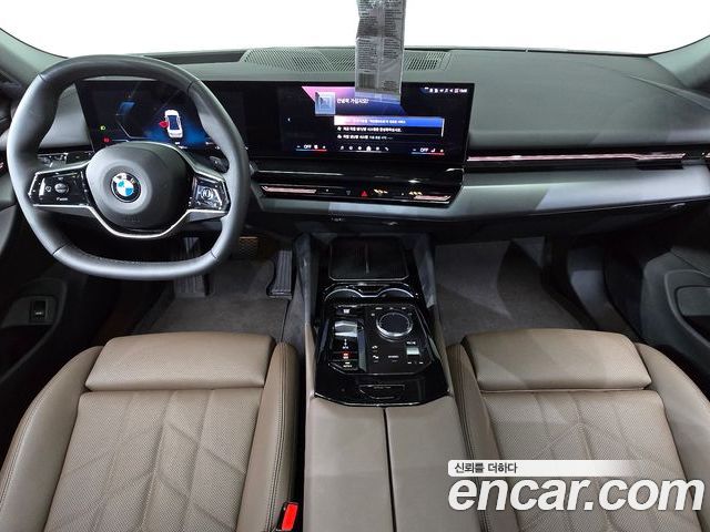 BMW 5 Series 2024 — фото 10