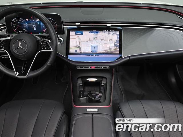 Mercedes-Benz E-Class 2025 — фото 10
