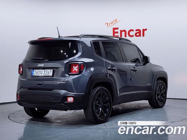Jeep Renegade 2022 — фото 2