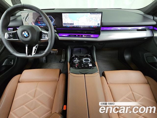 BMW 5 Series 2025 — фото 10