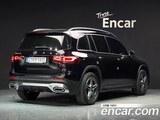 Mercedes-Benz GLB 2022 — фото 2
