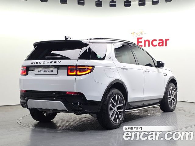 Land Rover Discovery Sport 2026 — фото 2