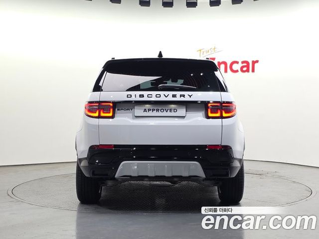 Land Rover Discovery Sport 2026 — фото 6