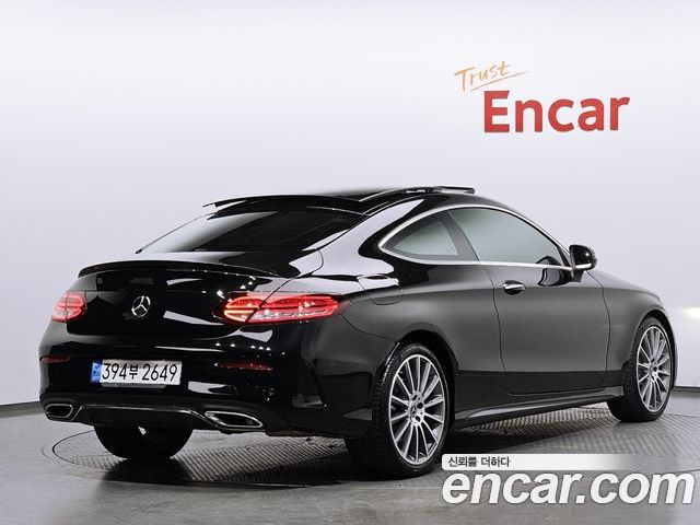Mercedes-Benz C-Class 2023 — фото 2
