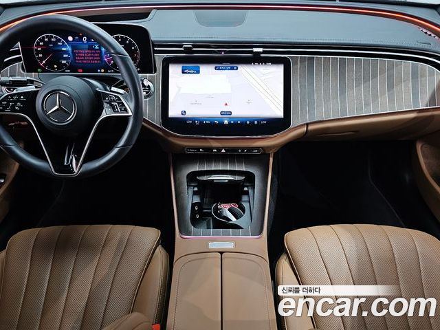 Mercedes-Benz E-Class 2024 — фото 10