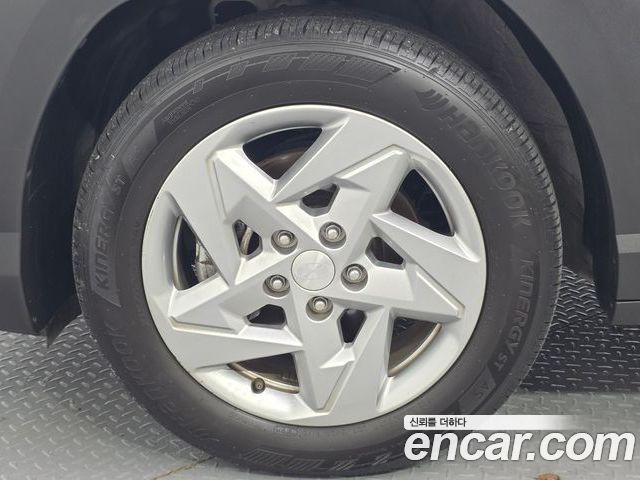 Hyundai Kona 2023 — фото 5