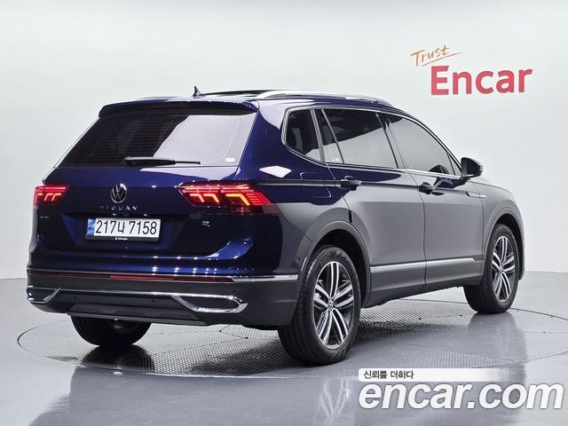 Volkswagen Tiguan 2023 — фото 2