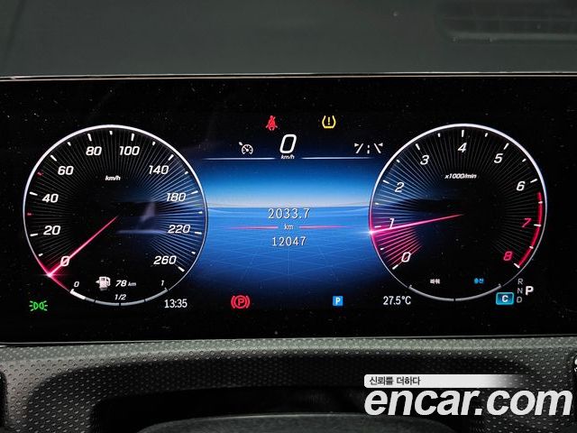 Mercedes-Benz A-Class 2025 — фото 8