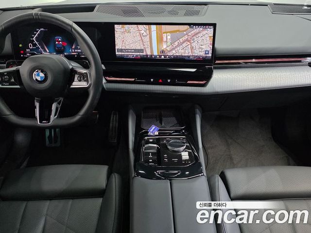 BMW 5 Series 2024 — фото 10