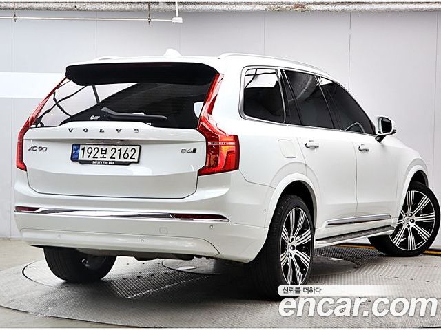 Volvo XC90 2023 — фото 2