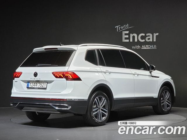 Volkswagen Tiguan 2023 — фото 2