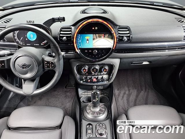 MINI Clubman 2024 — фото 10