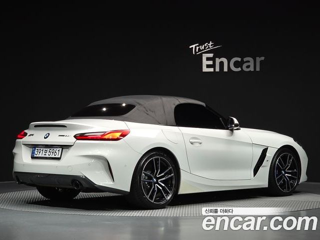 BMW Z4 2023 — фото 2