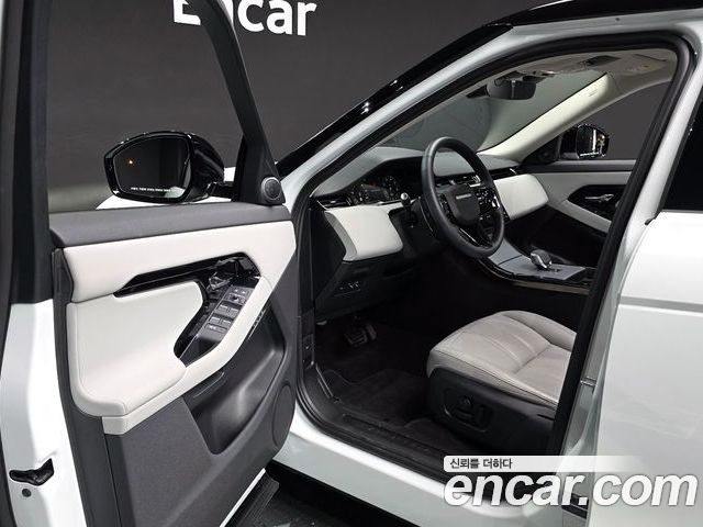 Land Rover Range Rover Evoque 2025 — фото 10