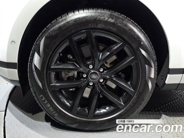 Land Rover Range Rover Evoque 2025 — фото 5