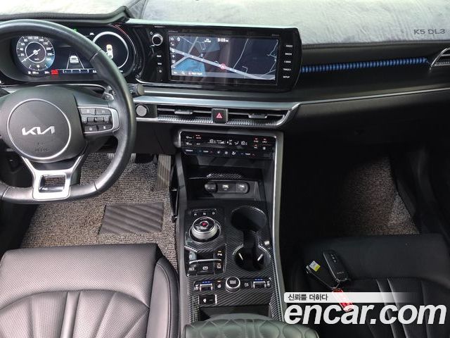 Kia K5 2023 — фото 10