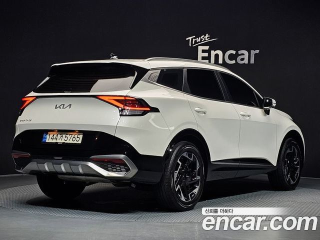 Kia Sportage 2022 — фото 2