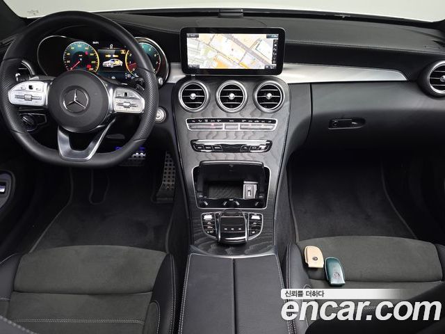 Mercedes-Benz C-Class 2023 — фото 10