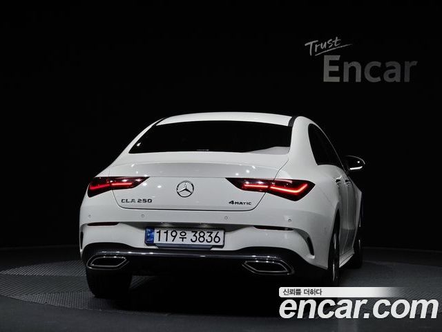 Mercedes-Benz CLA 2024 — фото 4