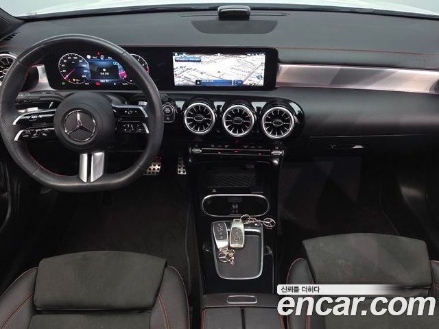 Mercedes-Benz CLA 2025 — фото 10