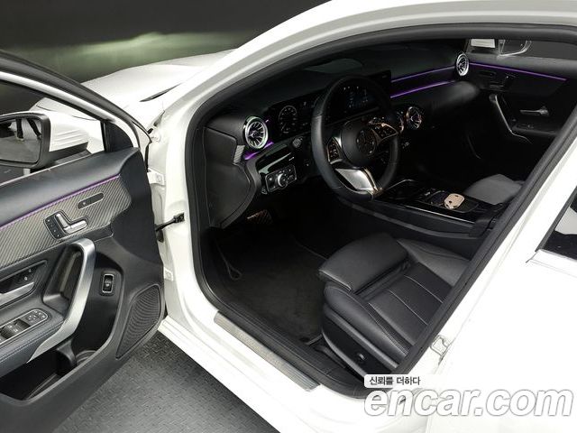 Mercedes-Benz A-Class 2024 — фото 10