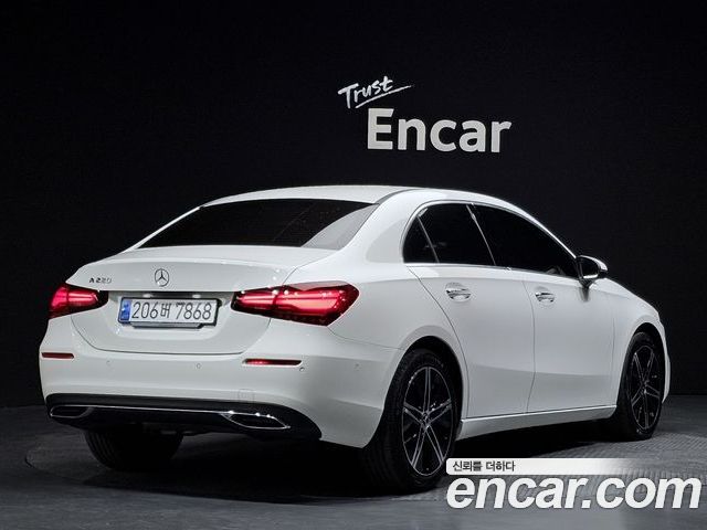 Mercedes-Benz A-Class 2024 — фото 2