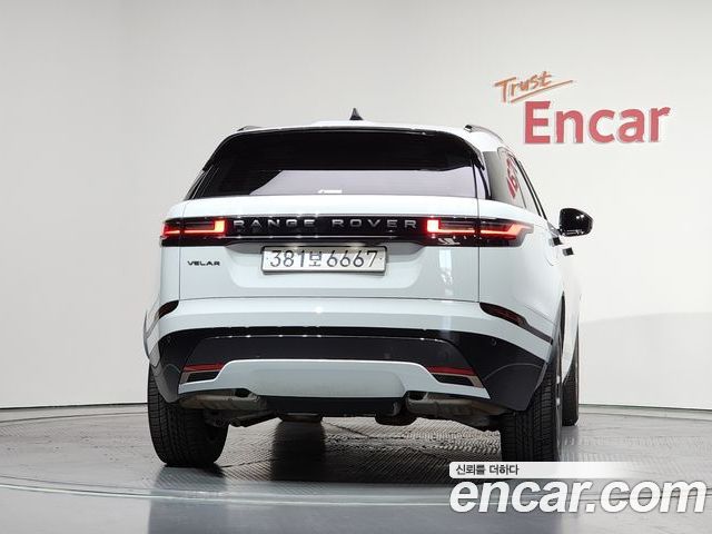 Land Rover Range Rover Velar 2025 — фото 4