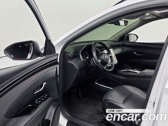Hyundai Tucson 2022 — фото 10