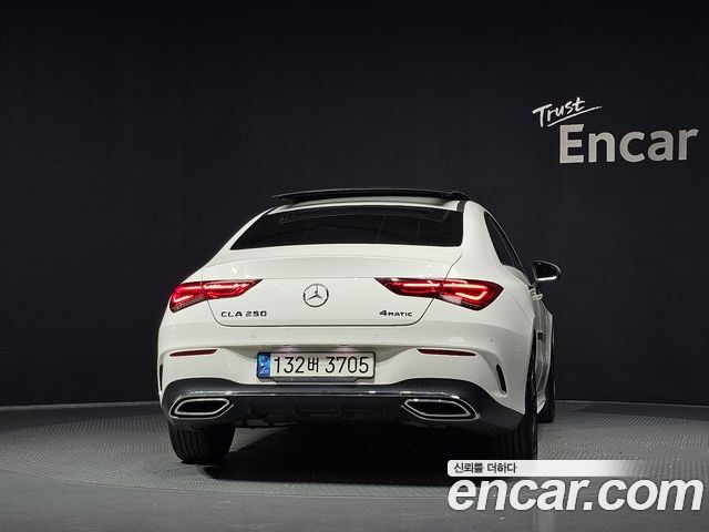 Mercedes-Benz CLA 2022 — фото 4