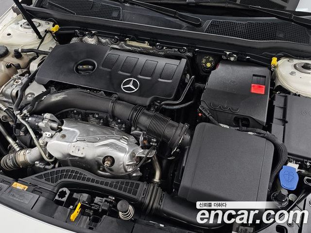 Mercedes-Benz CLA 2022 — фото 6