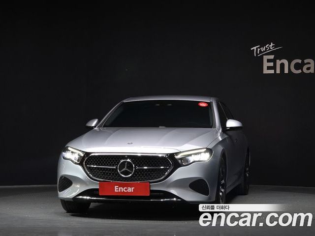 Mercedes-Benz E-Class 2025 — фото 3