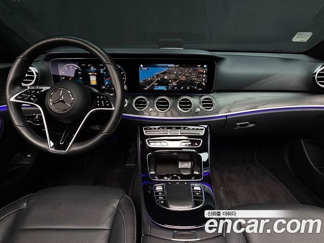 Mercedes-Benz E-Class 2023 — фото 7