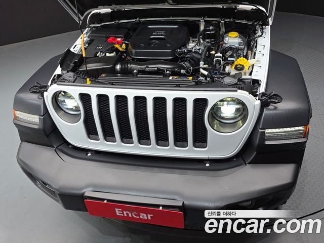 Jeep Wrangler 2022 — фото 6