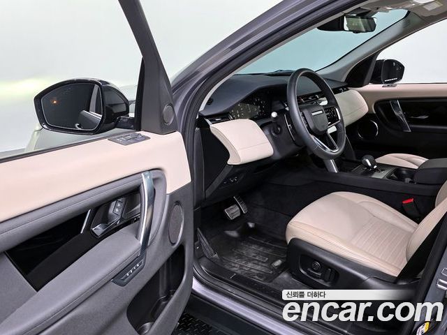 Land Rover Discovery Sport 2025 — фото 10