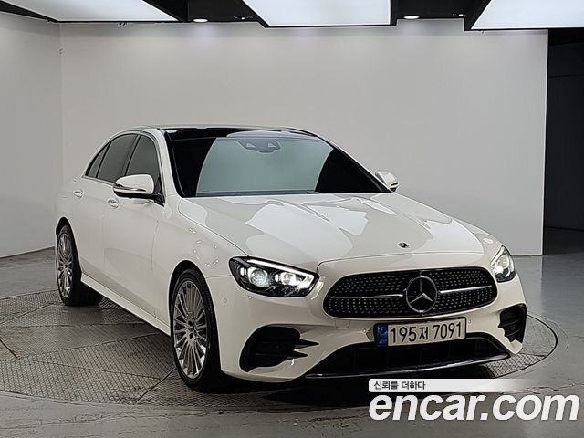 Mercedes-Benz E-Class 2022 — фото 2