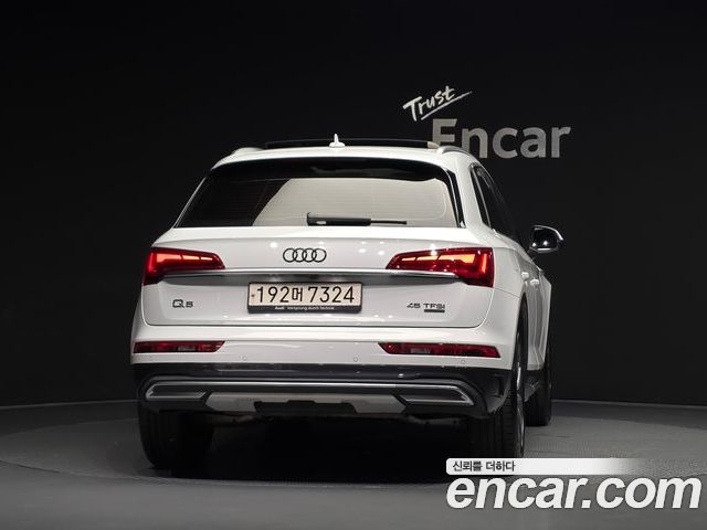 Audi Q5 2023 — фото 4