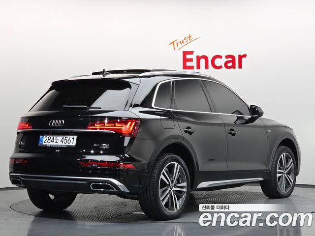 Audi Q5 2023 — фото 2